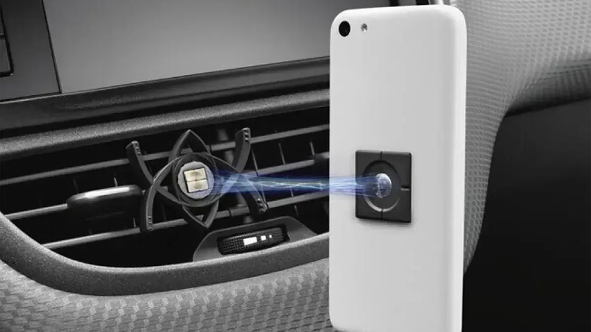 PEUGEOT PEUGEOT 3008 SUV TETRAX SMART® UNIVERSAL MAGNETIC PHONE HOLDER